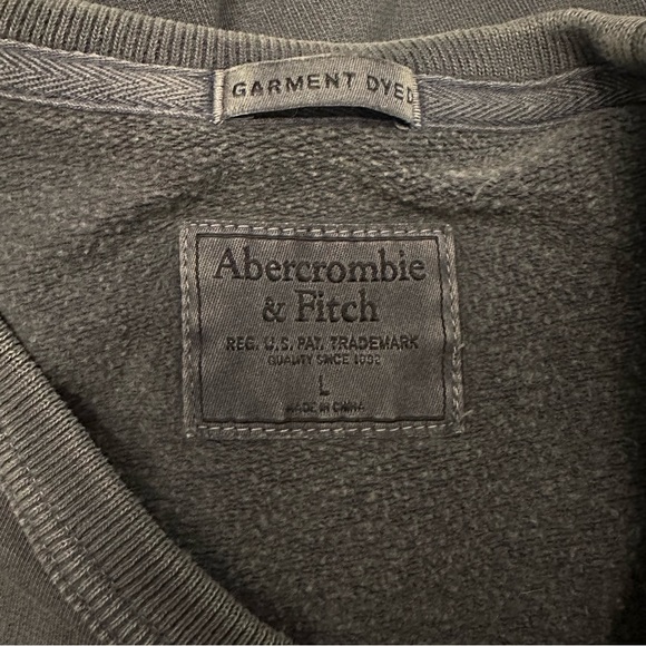 Abercrombie and Fitch Men’s Sweatshirt. Men’s Large. - Picture 4 of 8